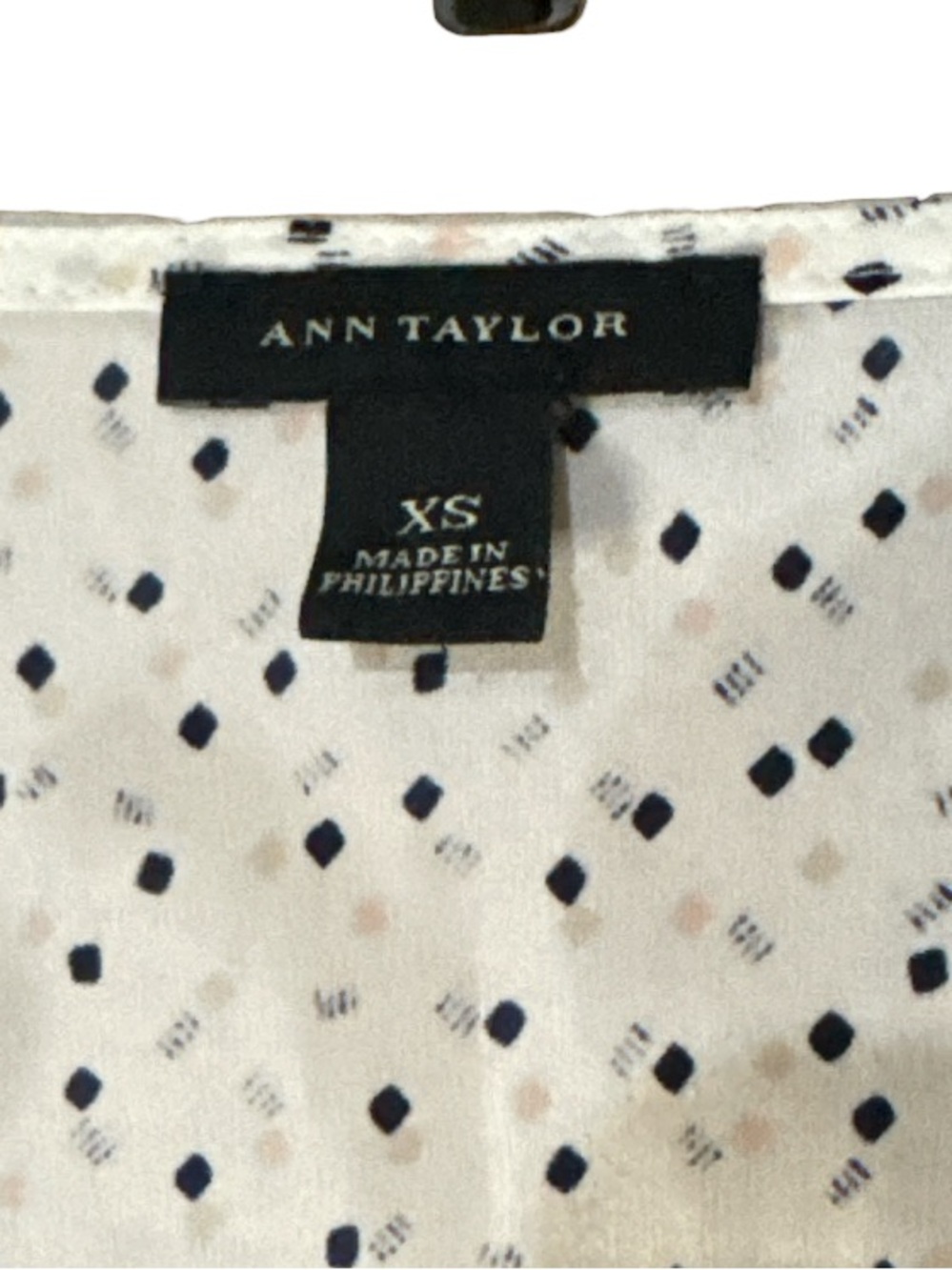Ann Taylor White Cap-Sleeve Faux Wrap Blouse Black Dot Confetti Print - Size XS - Picture 2 of 4
